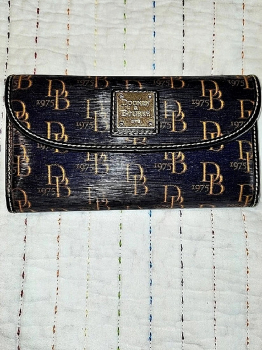 Dooney & Bourke DB 1975 Monogram Continental Clutch Wallet Black & Gold